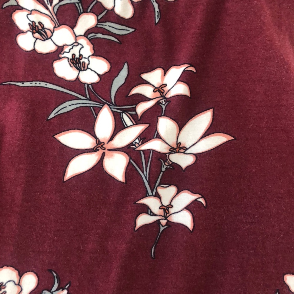 tank top - Picture 2 of 3